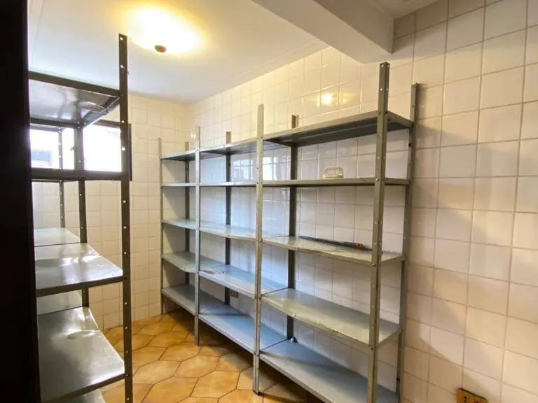 Casa de 2 plantas en venta en Urbarí, 2do anillo, 620 m²: foto 10 de 32