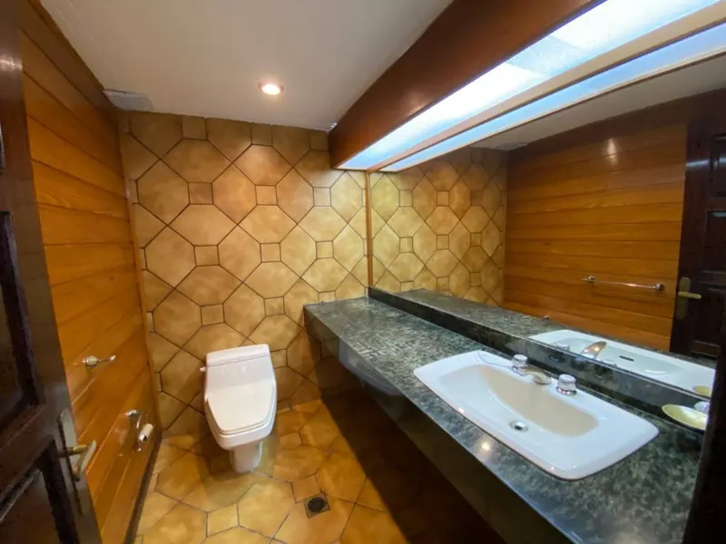 Casa de 2 plantas en venta en Urbarí, 2do anillo, 620 m²: foto 22 de 32