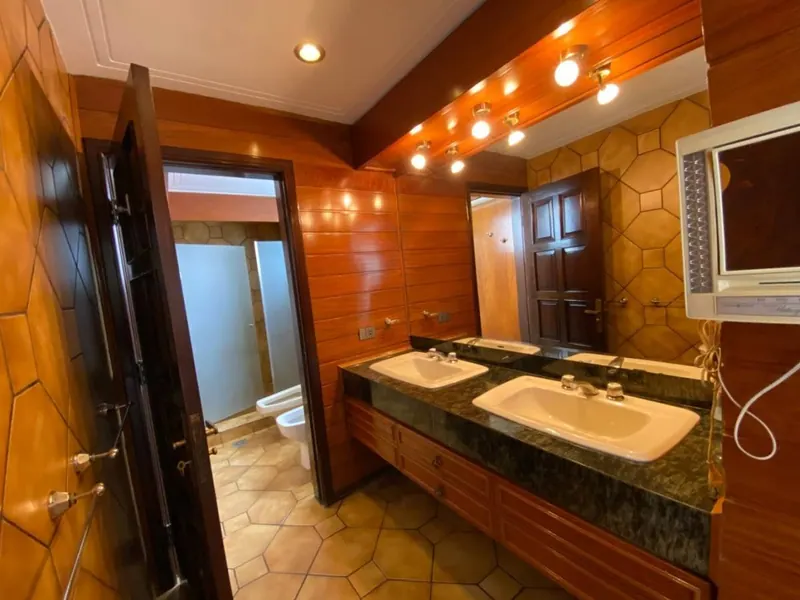 Casa de 2 plantas en venta en Urbarí, 2do anillo, 620 m²: foto 24 de 32