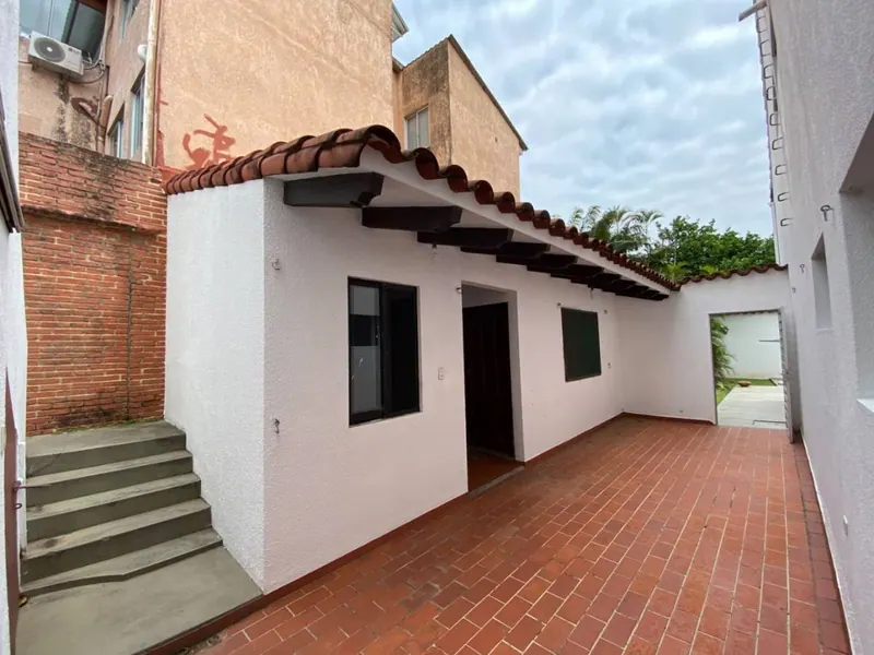 Casa de 2 plantas en venta en Urbarí, 2do anillo, 620 m²: foto 32 de 32