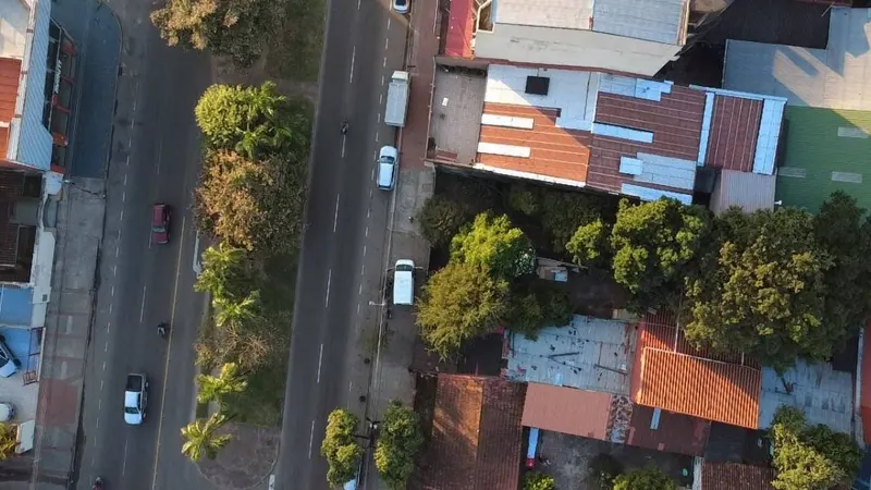 545 m² commercial lot for sale on Av. Omar Chávez: foto 5 de 7