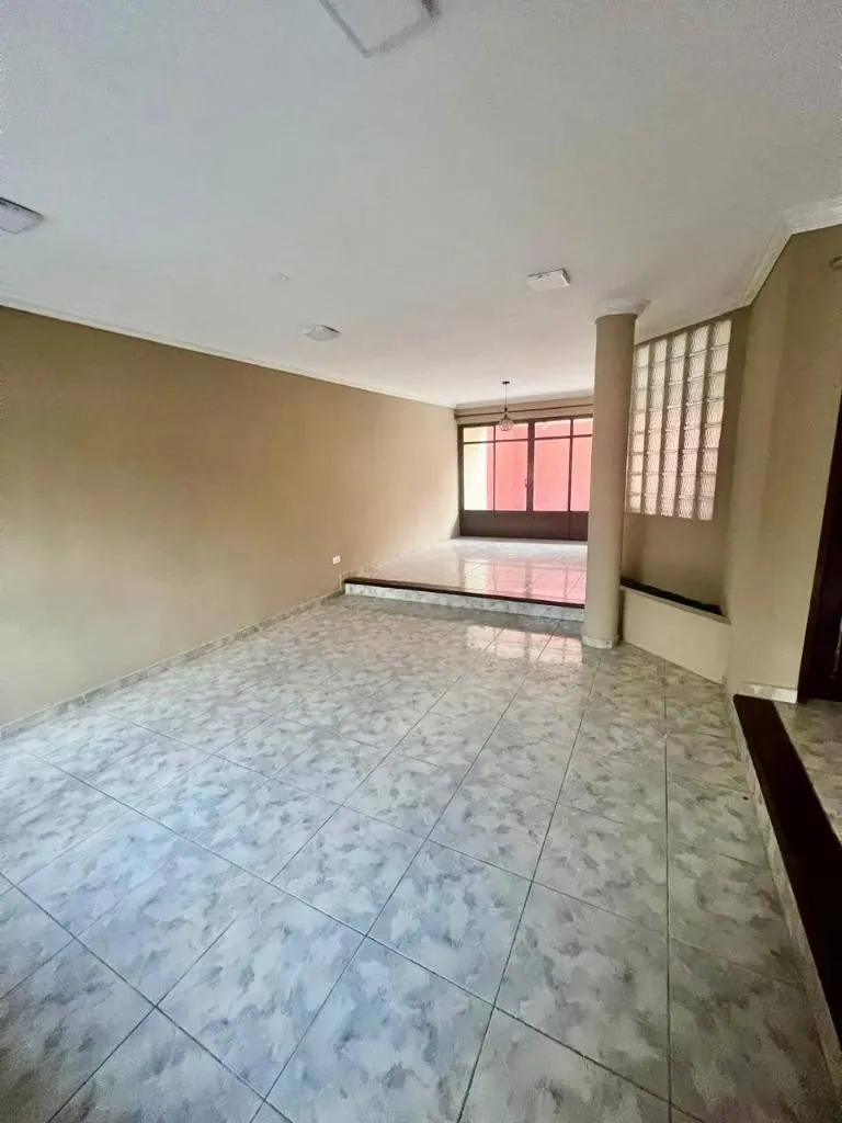 3-bedroom house for sale half a block from Av. Paraguá: foto 5 de 16