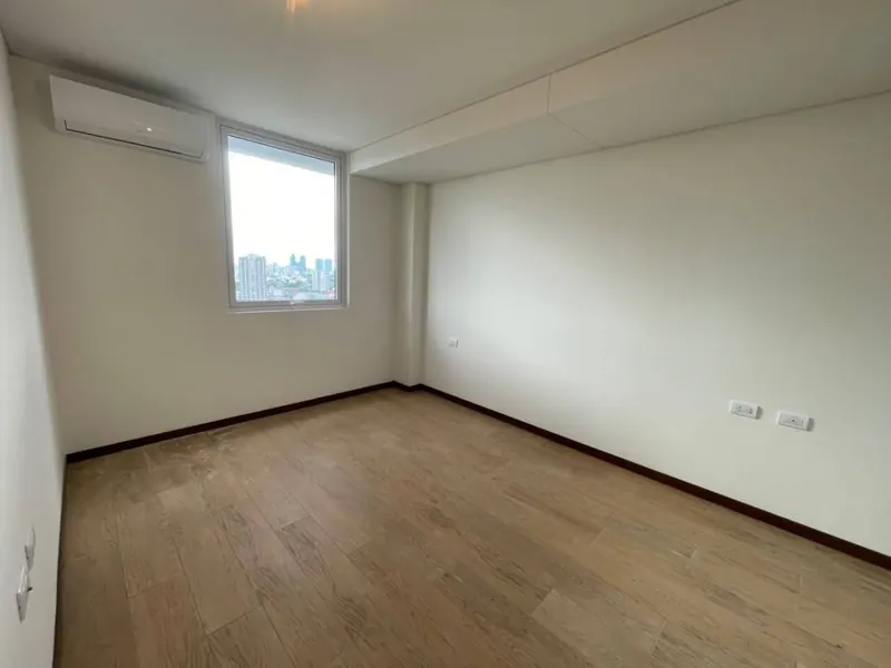 3-bedroom brand-new apartment for rent on Av. Beni: foto 5 de 14