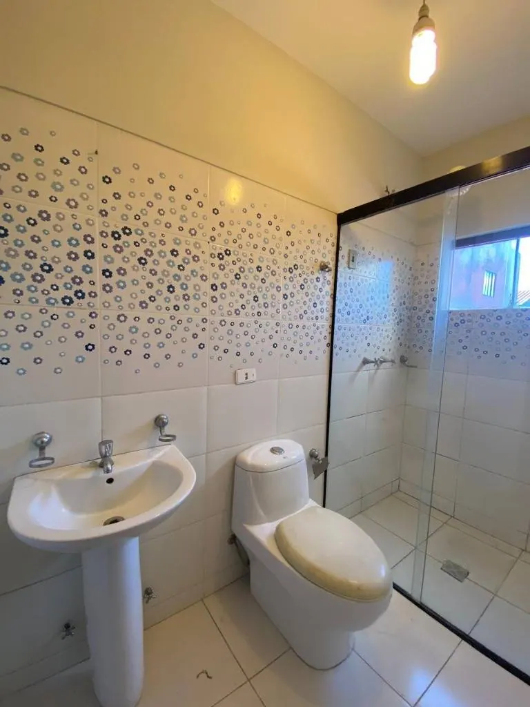 Two-story house for sale on the 7th Ring and Av. Banzer: foto 7 de 13