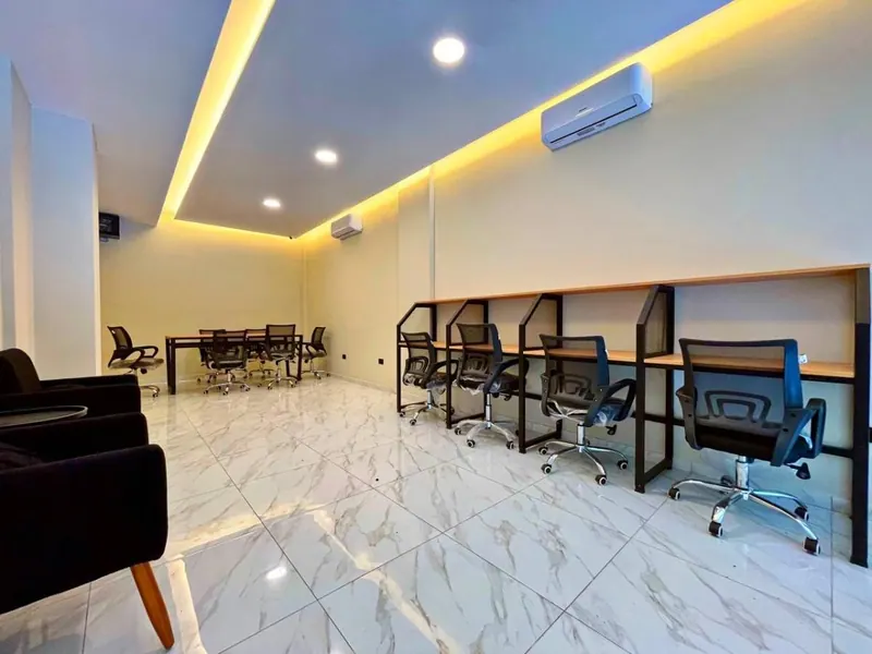 Departamento de 1 dormitorio en venta en Breeze Tower, Equipetrol: foto 5 de 10