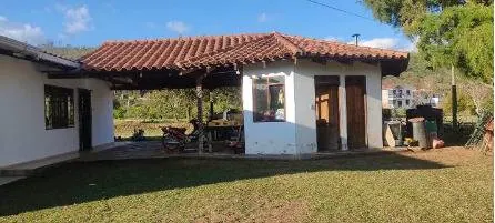 19,020 m² country property for sale in Samaipata, with vineyards: foto 2 de 8