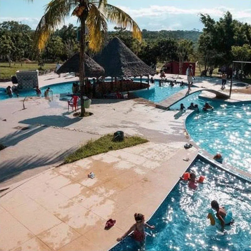 Terreno de 341,18 m² en venta en Los Lagos del Urubó: foto 2 de 4