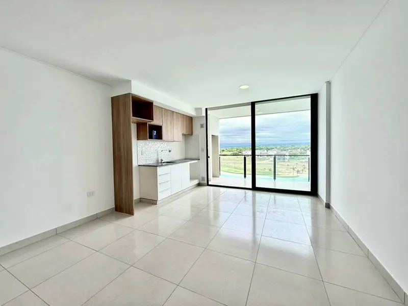Departamento de 1 dormitorio en venta en Mar Adentro, Urubó: foto 2 de 7