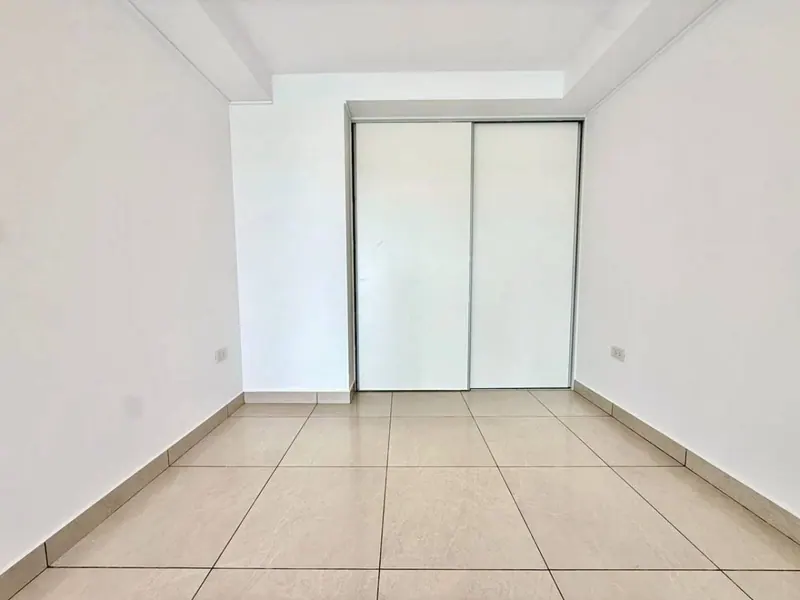 Departamento de 1 dormitorio en venta en Mar Adentro, Urubó: foto 4 de 7