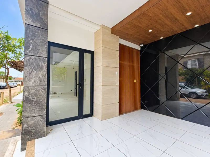 121.8 m² office for rent in the Oriental building, East Zone: foto 4 de 12