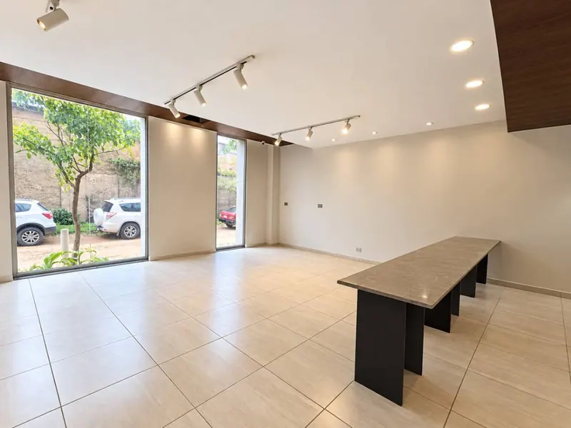 121.8 m² office for rent in the Oriental building, East Zone: foto 6 de 12