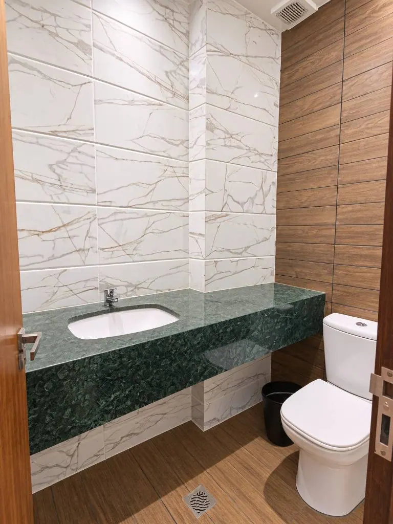 121.8 m² office for rent in the Oriental building, East Zone: foto 7 de 12