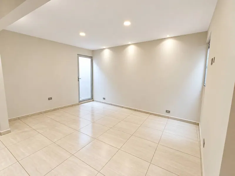 121.8 m² office for rent in the Oriental building, East Zone: foto 10 de 12