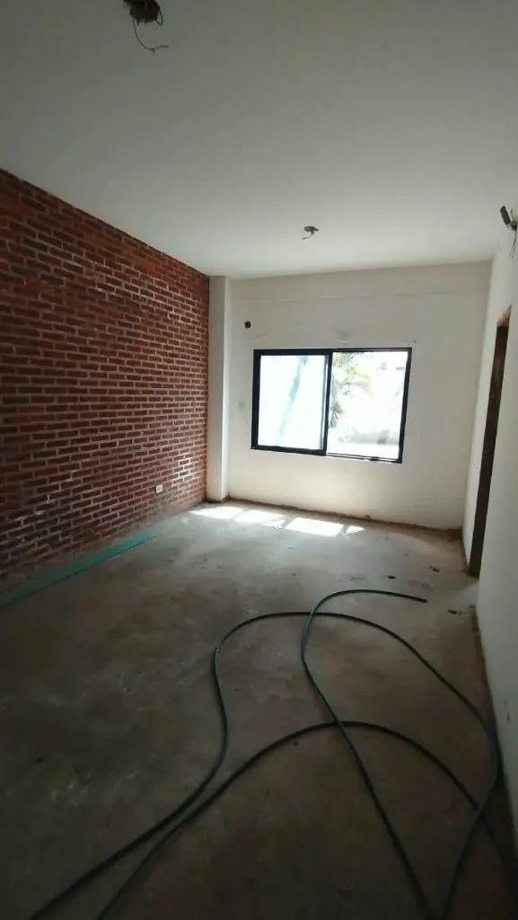 Casa con 2 departamentos independientes en venta en la Zona Este: foto 11 de 31