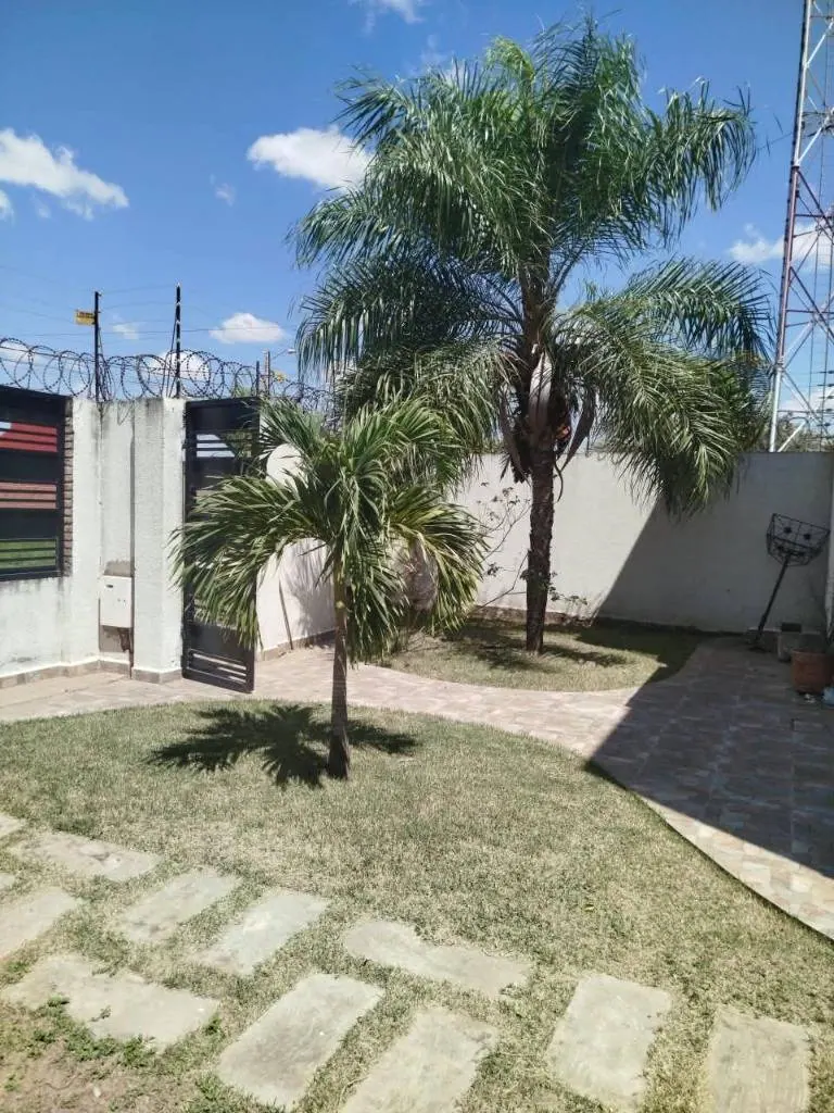 Casa con 2 departamentos independientes en venta en la Zona Este: foto 16 de 31