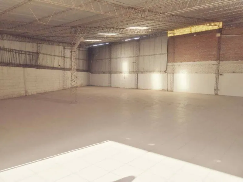 600 m² closed warehouse for rent in the East Zone: foto 4 de 4