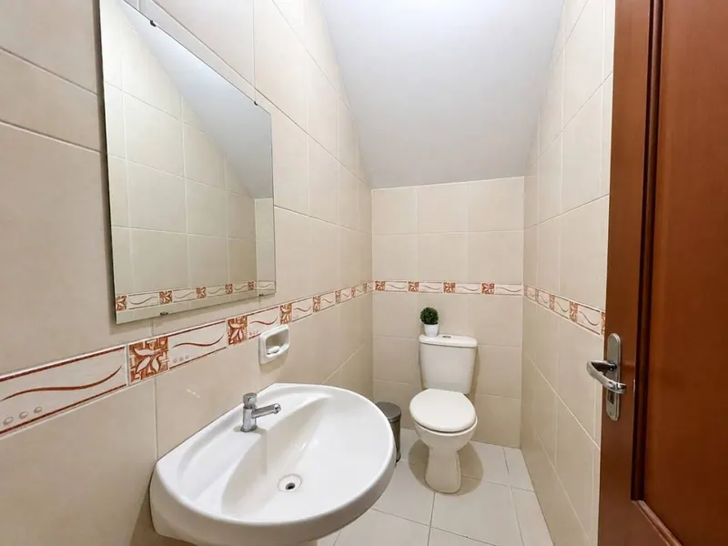 Casa de 4 dormitorios en venta en la Zona Norte, av. Paragua: foto 11 de 19