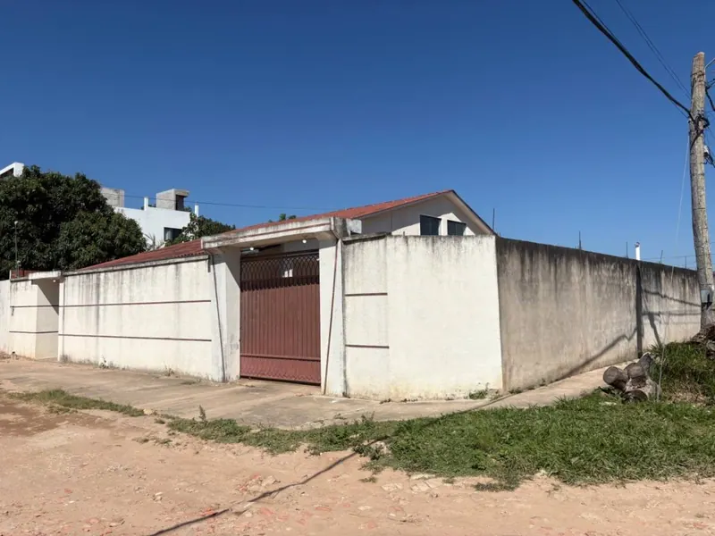 Casa en esquina en venta en La Guardia, km 12 doble vía: foto 2 de 15