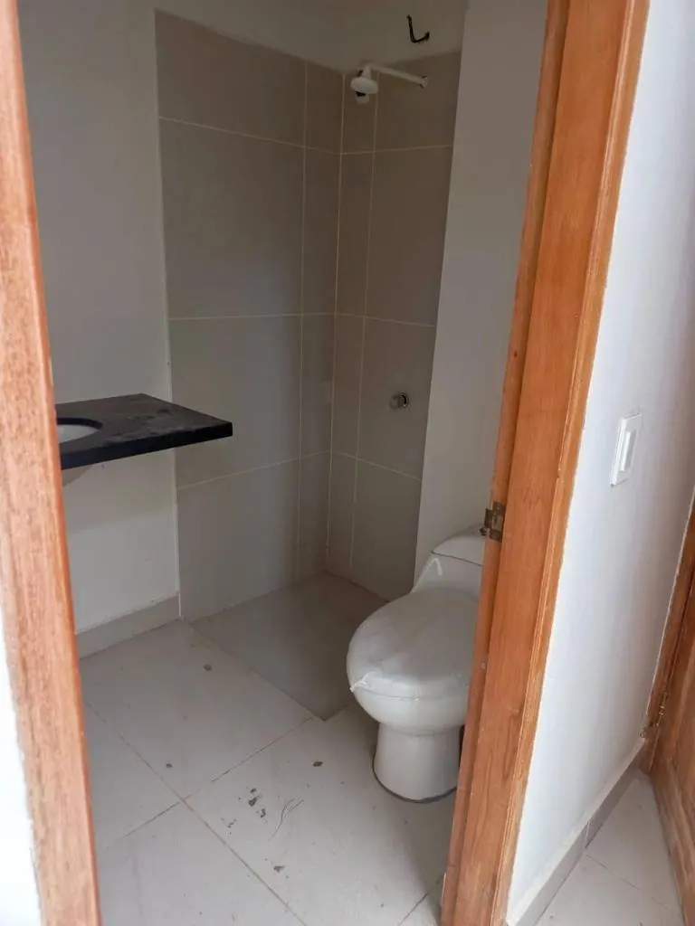 Casa de 3 dormitorios en venta en la Av. Olímpica, 6to anillo: foto 7 de 8