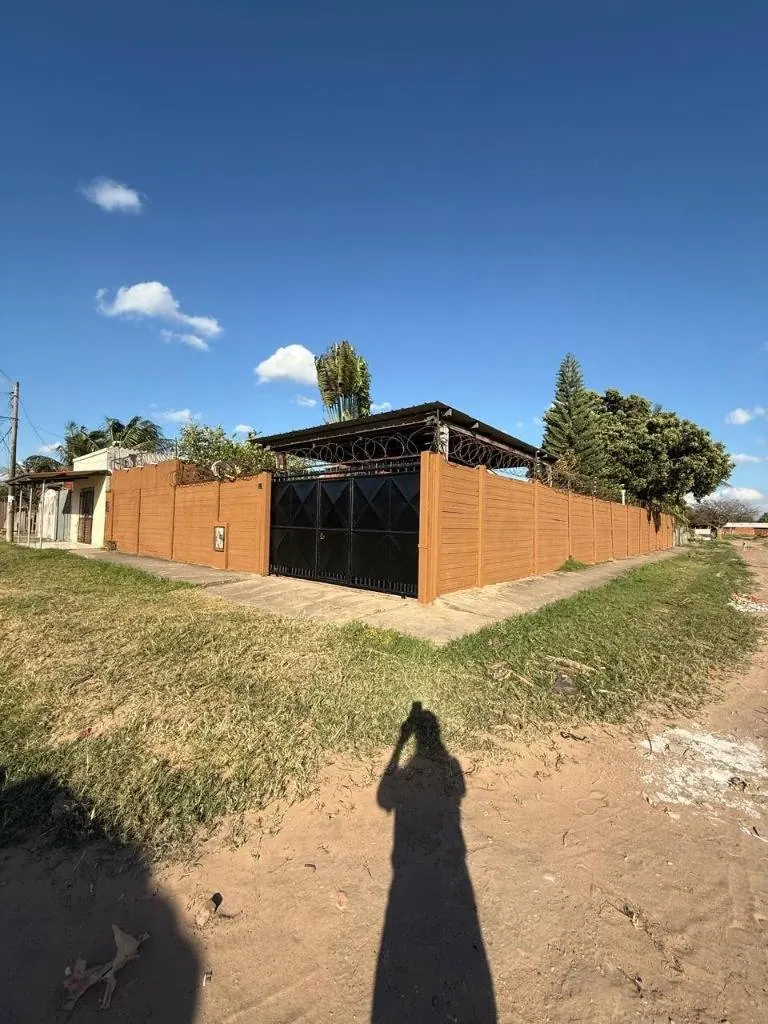 Casa de 3 dormitorios en venta en el barrio San Cayetano, Zona Este: foto 1 de 4