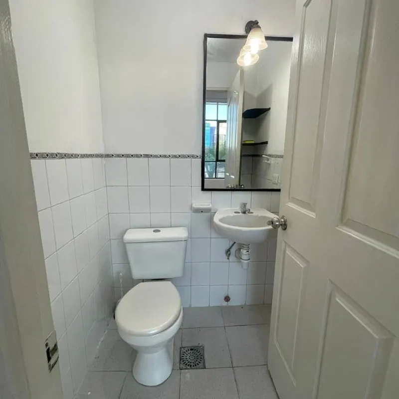 58.12 m² office for rent in Milenio building, North Zone: foto 6 de 7