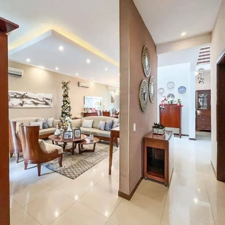 Casa de 4 dormitorios en venta en el condominio Villa Toscana