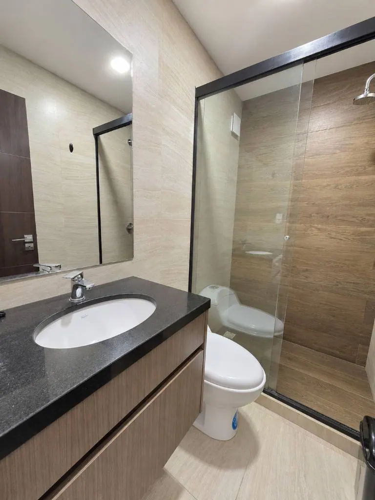 Furnished 1-bedroom apartment for rent in Edificio Infinity: foto 2 de 12