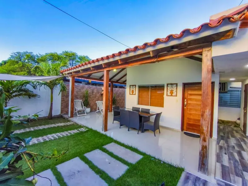 Casa con departamento dúplex en venta en la Zona Norte, por Mainter