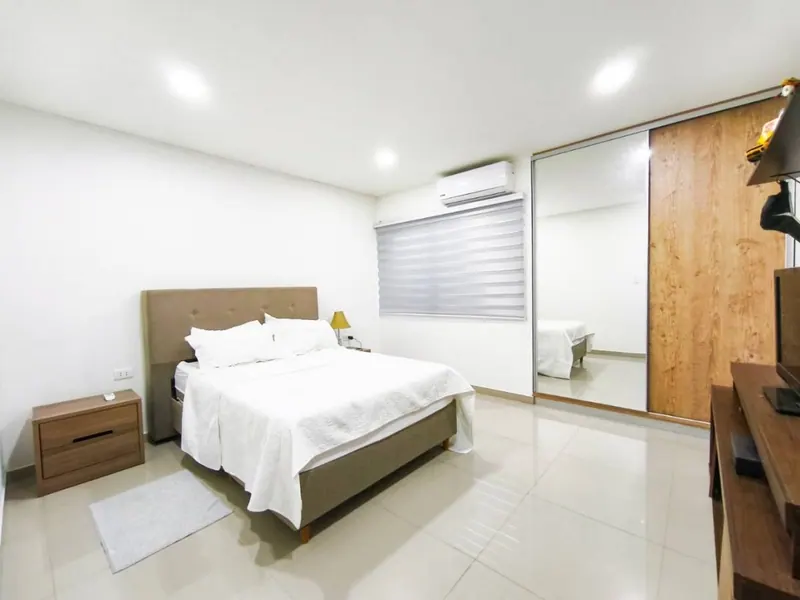 House with duplex apartment for sale in the North Zone, by Mainter: foto 7 de 13