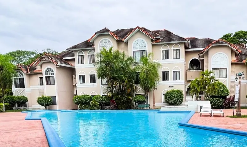 3-bedroom apartment for sale in the Atlántica gated community