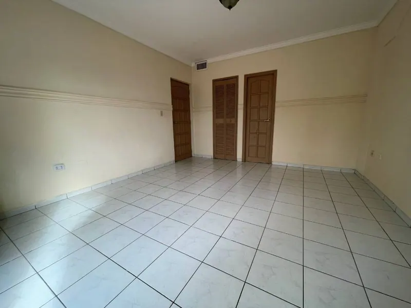 Departamento de 3 dormitorios en venta en el condominio Atlántica: foto 4 de 8