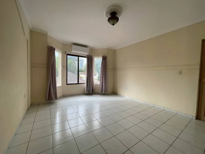 Departamento de 3 dormitorios en venta en el condominio Atlántica: foto 5 de 8