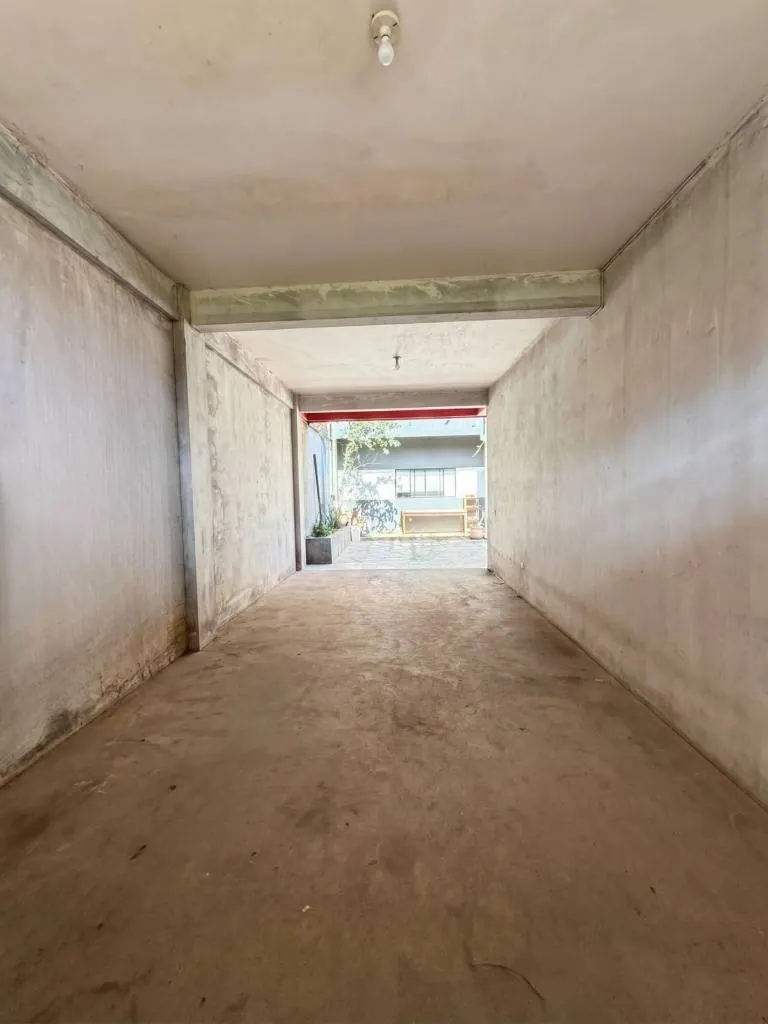 Edificio con 2 locales y 2 departamentos en venta en la Zona Sur: foto 3 de 15