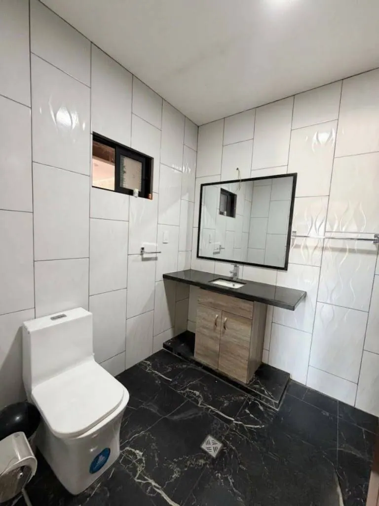 Edificio con 2 locales y 2 departamentos en venta en la Zona Sur: foto 15 de 15