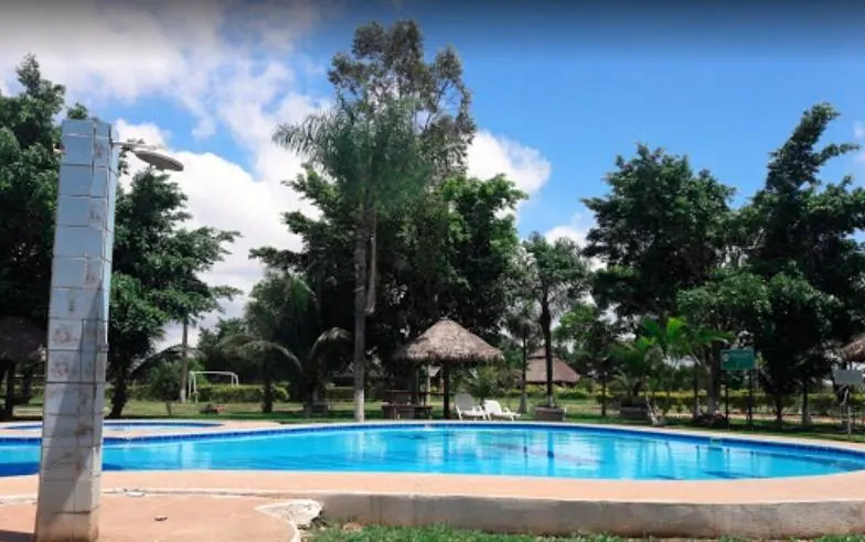 Terreno de 925 m² en venta en Complejo Campestre Norte, Warnes: foto 3 de 6