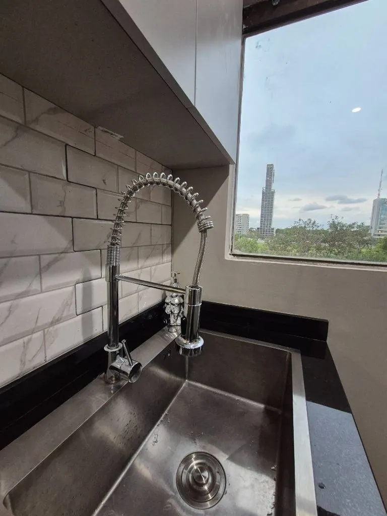Furnished 2-bedroom apartment for sale in Buganvillas condo: foto 5 de 17