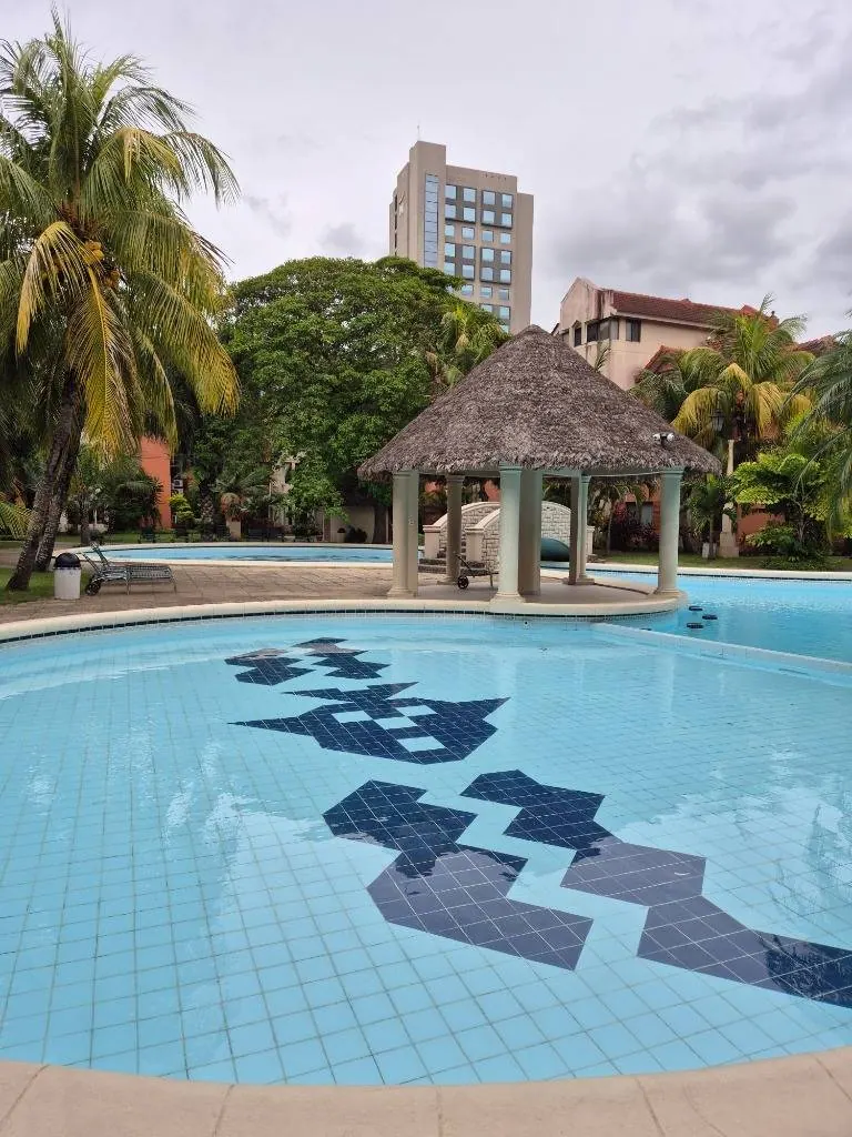 Furnished 2-bedroom apartment for sale in Buganvillas condo: foto 16 de 17
