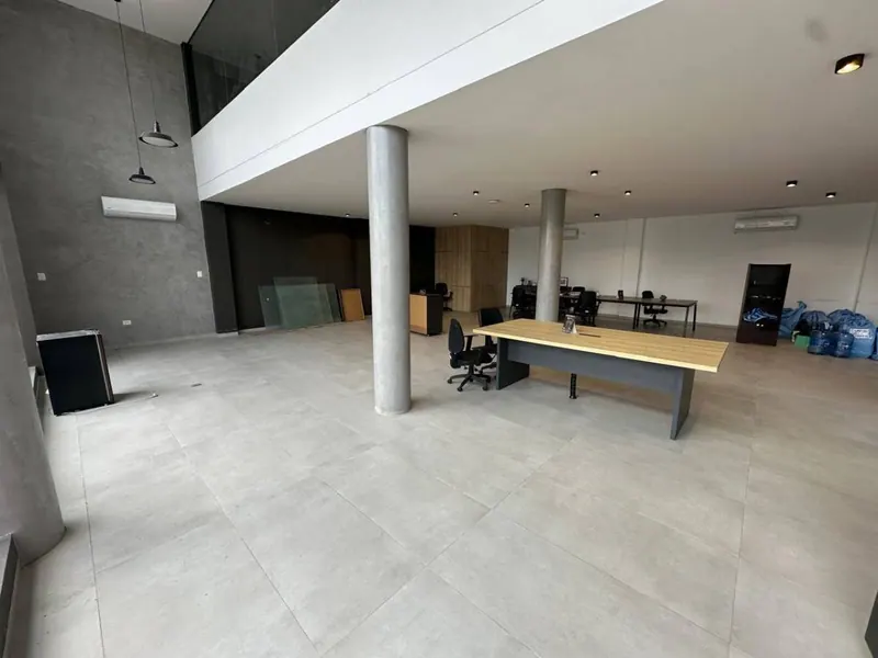Oficina de 334 m² en alquiler sobre la avenida Internacional: foto 3 de 10