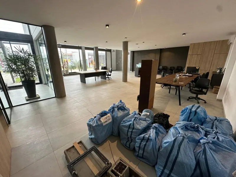 Oficina de 334 m² en alquiler sobre la avenida Internacional: foto 6 de 10