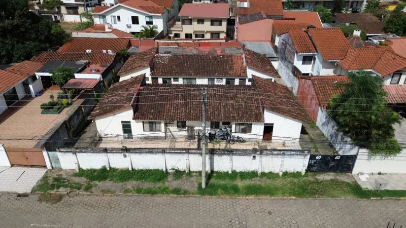 900 m² lot for sale in the East Zone, Av. Suárez Arana