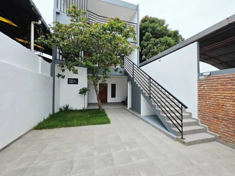 Commercial house with warehouse for sale on Av. Virgen de Cotoca: foto 16 de 16