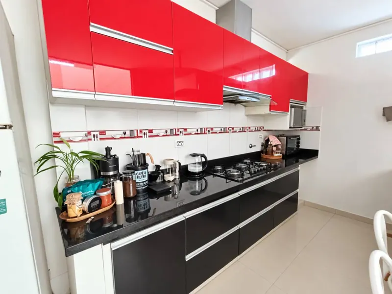 Casa con 2 departamentos independientes en venta en la Zona Este: foto 11 de 29
