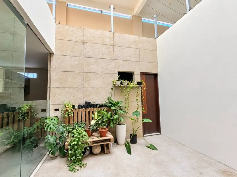 Casa con 2 departamentos independientes en venta en la Zona Este: foto 14 de 29