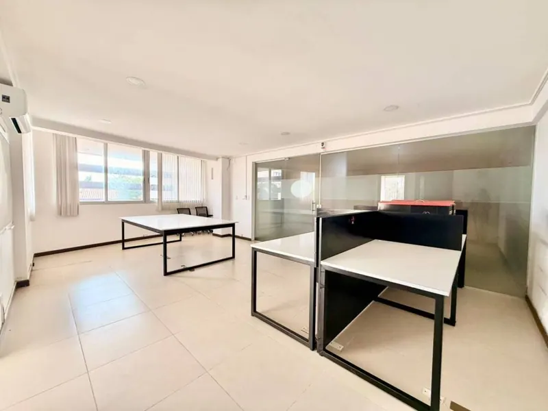 60 m² office for sale in Edificio Baruch, Urbarí