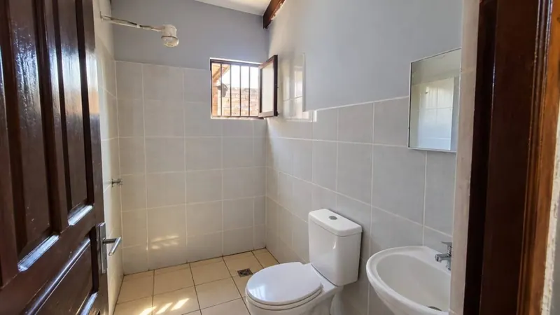 Casa con 2 unidades independientes en venta en la Doble Vía La Guardia: foto 7 de 10
