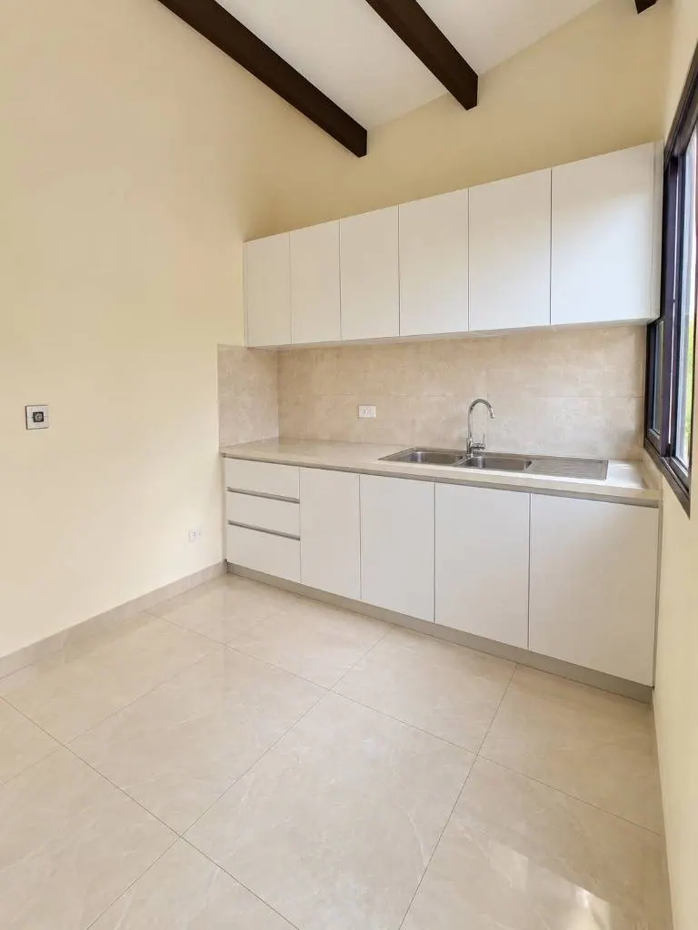 Semi-independent 2-bedroom house for anticrético in the North Zone: foto 6 de 13