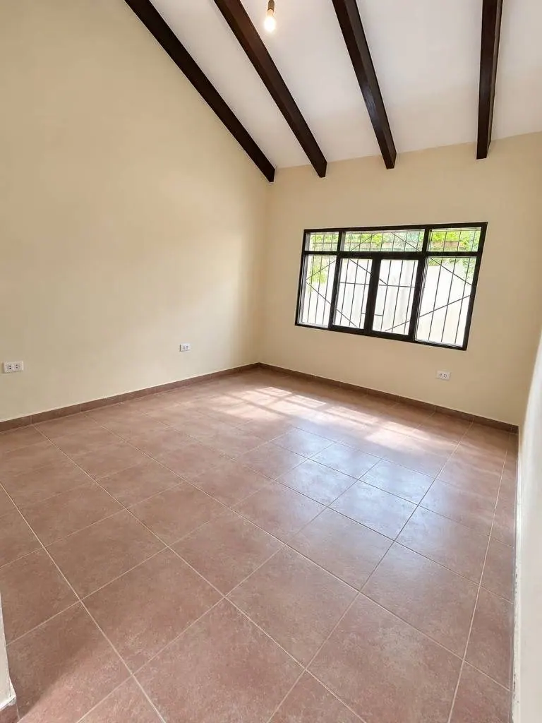 Semi-independent 2-bedroom house for anticrético in the North Zone: foto 13 de 13