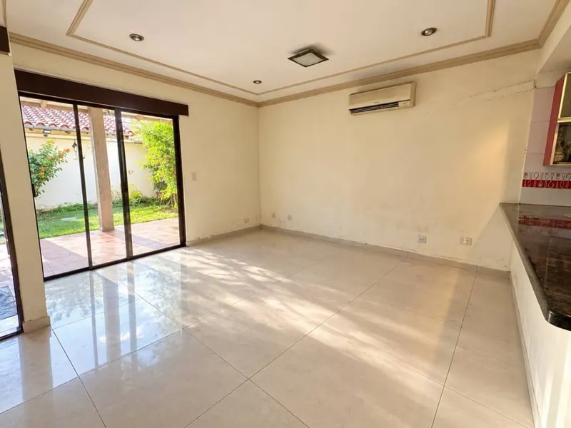3-bedroom house for anticrético on Av. Banzer, North Zone: foto 6 de 30