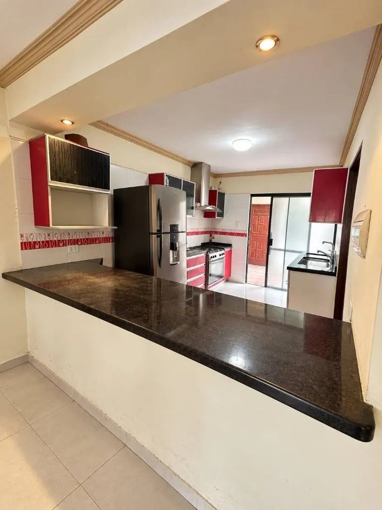 3-bedroom house for anticrético on Av. Banzer, North Zone: foto 8 de 30