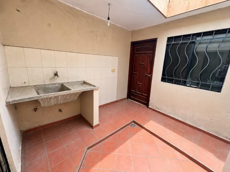 3-bedroom house for anticrético on Av. Banzer, North Zone: foto 12 de 30
